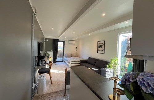 Bunkeflostrand Apartment | Trevlig boende i en gästhuset med gratis parkering