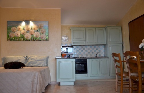 Luddui Apartment | Trilocale 4 Posti Letto Vista Mare Fli-ros01
