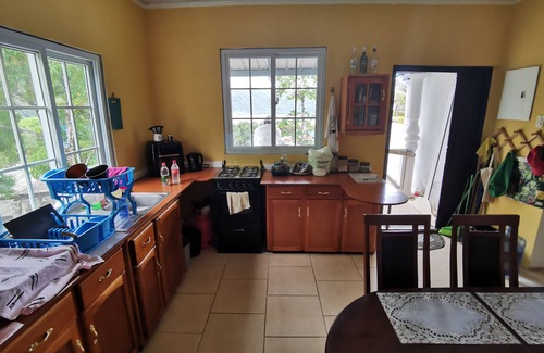 Las Cuevas Apartment | Trinidad Ocean view Guesthouse