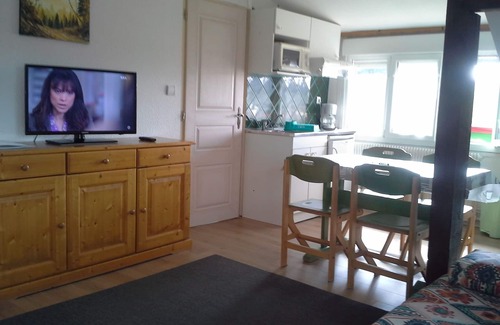 Girmont-Val-d'Ajol Apartment | Triple room Queen comfort 2 rooms