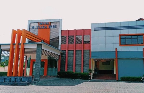 Sidomulyo House | Triple Room with AC at Mutiara Batu