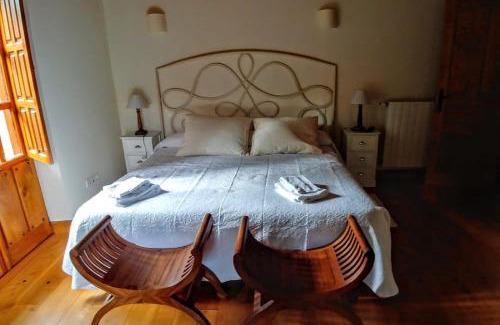 Novales Hotel | Trisileja en Novales