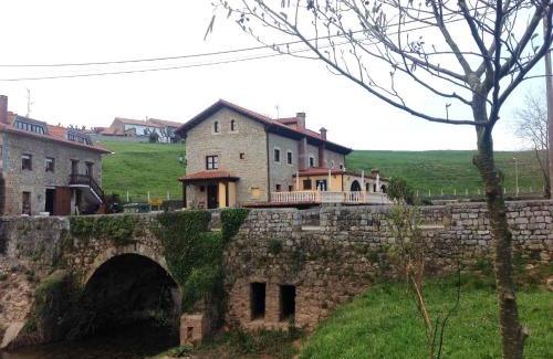 Tonanes House | Trisileja en Puente Romano
