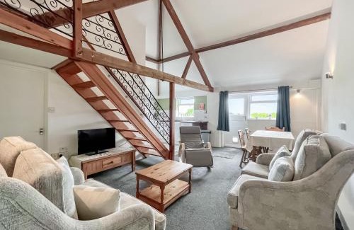 Hartgrove House | Triss - Uk47642