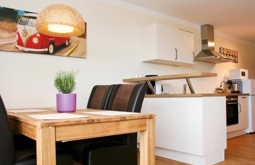 Bad Duerkheim Apartment | Trittschennest - house on the mountain