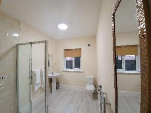 Preston Hotel | Trivelles Park Hotel
