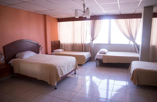 Guayaquil Hotel | Tropical Inn