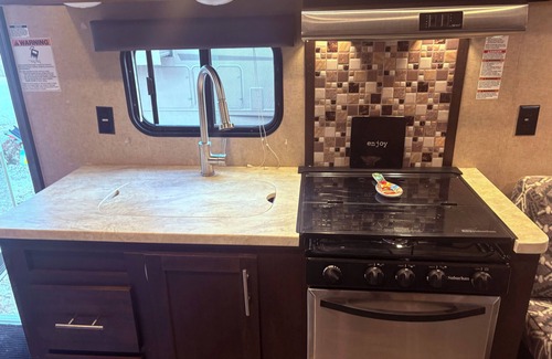 Big Pine Key RV Rental | 🌴 TROPICAL RETREAT 🌴 RV in the Keys