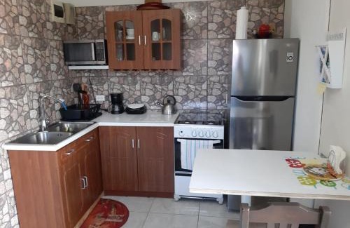 Opal Apartment | Tropical Studio Apartment