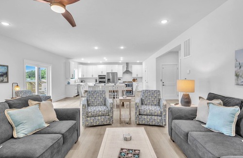 Yaupon Beach House | Trottin’ To Paradise: Charming, Spacious Rental with Private Pool