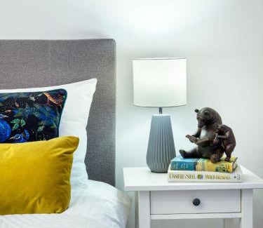 Kazimierz Apartment | TRUE COLORS Apartments - Old Town - Wawel Hill - Vistula River - by Homelike Krakow