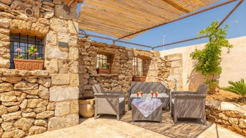 Torre San Giovanni House | Trullo Mmammineddhu by Salento Affitti