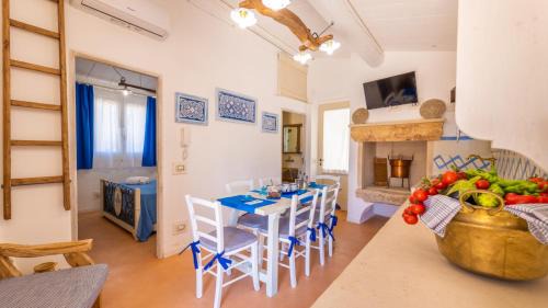 Torre San Giovanni House | Trullo Mmammineddhu by Salento Affitti