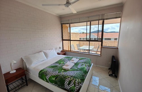 Greenway Apartment | Tuggeranong Short Stay #08 - Sleeps 6