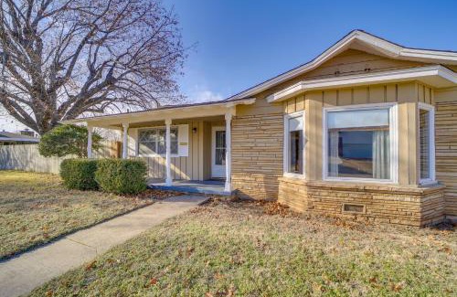 Mayo Meadow House | Tulsa Home with Yard 5 Mi to Downtown!