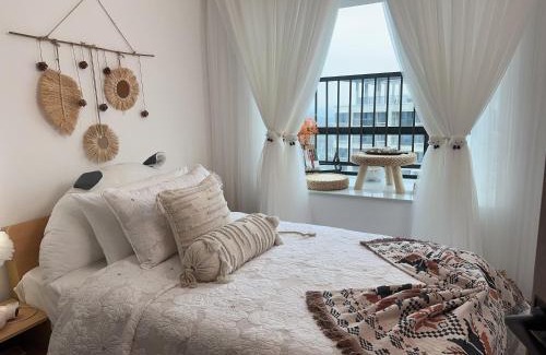 Jincheng Apartment | Tung Blossom House