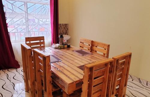 Nkoanrua House | Turaco Homestay