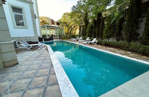 Baku Hotel | Turkiye Hotel - Free Massage - Free Breakfast