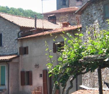 Motrone House | Tuscan Hilltop