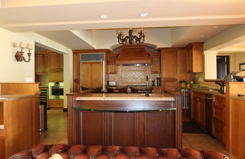 Woodfibre House | Tuscan-style Waterfront Home w/Hottub and Stunning Views
