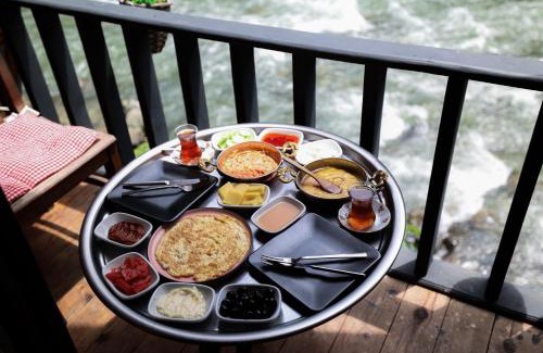 Ayder Ski Chalet | TUVA VİLLA Bungalov