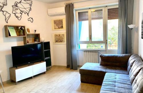 Isolotto Apartment | TwelveHolly apartment