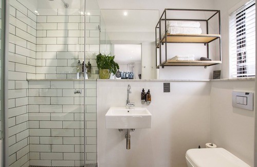 Stellenbosch Central House | Twice Central Guesthouse