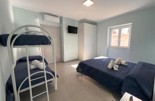 Paola Apartment | Twin Blue