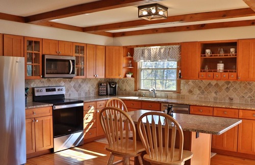 Otego House | Twin Ponds - Cabin, private ponds and spectacular panoramic view, private area