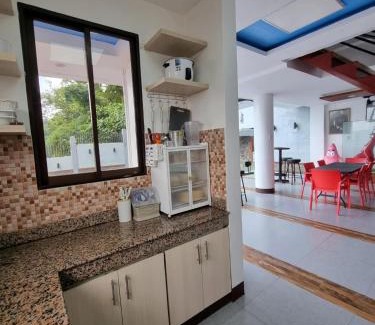 Tagaytay House | Twin Sister House Tagaytay Private Pool