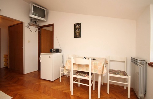 Nevidane Apartment | Two bedroom apartment with terrace and sea view Neviđane, Pašman (A-8273-a)