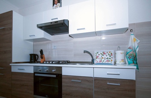Licko Lesce Apartment | Two bedroom apartment with terrace Ličko Lešće, Velebit (A-20985-a)