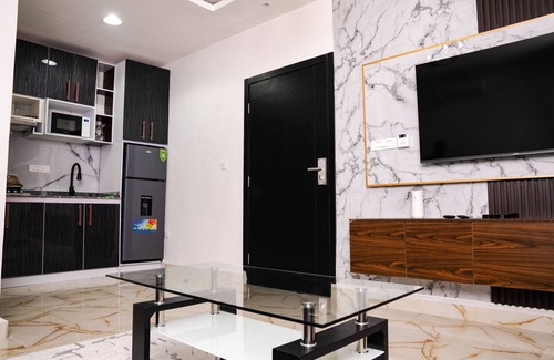 Douala Apartment | Two-bedroom apartment with King-Size bed, luxury residence. Borélie Guest House
