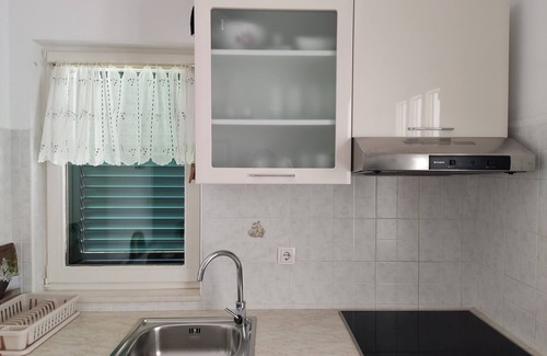 Pisak Apartment | Two bedroom apartment with terrace and sea view Pisak, Omiš (A-4815-b)