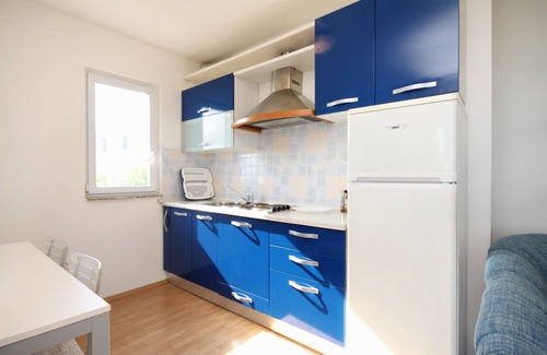 Podstrazje Apartment | Two bedroom apartment with terrace and sea view Brgujac, Vis (A-8919-a)