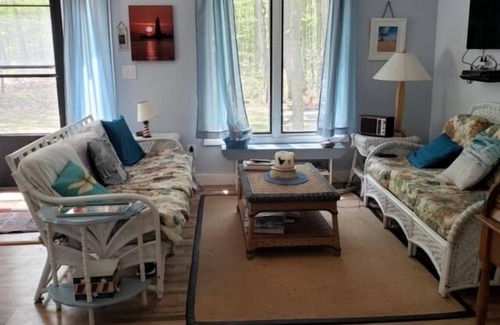 Ludington Cottage | Two bedroom cottage near Hamlin Lake!