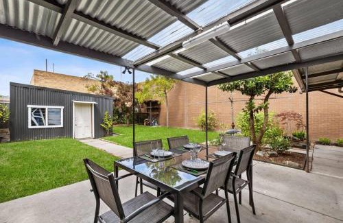 Brunswick East House | Two bedroom house with great outdoor area