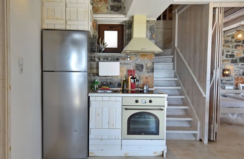 Vizari Villa | Two Bedroom Villa - shared pool