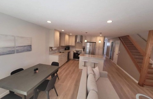 Crescent City House | Two bedrooms with 2.5 Bathrooms 1400 square feet Townhouse