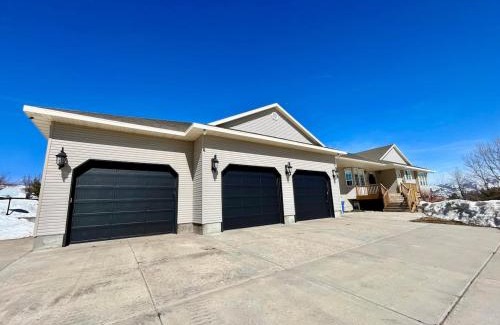 Pocatello House | Two Mountain Homes gated views games & nature