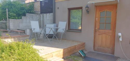 Lantinen District Apartment | Two room 54m2 apt, WiFi, free parking, terrace, near central park