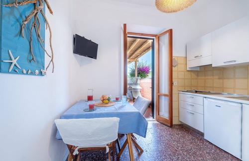 Fetovaia Apartment | Two-room apartment Montecristo