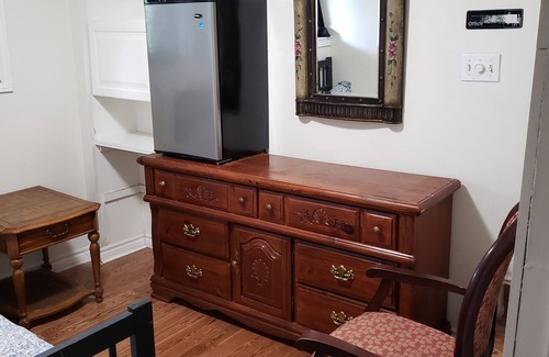 Durham Region House | Two-storey bungalow near Lake Ontario with shower pool and castle playhouse.