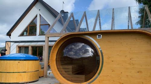 Baligrod Villa | Tylko Tu i Teraz- Sauna, Balia z jacuzzi, Bon turystyczny