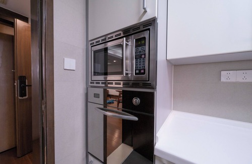 Xujiahui Bed & Breakfast | Tyms Elegant 3BR 2BA Apt Yongxin Century