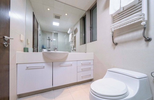 Xujiahui Bed & Breakfast | Tyms Premium 3BR 2BA Apt Yongxin Century