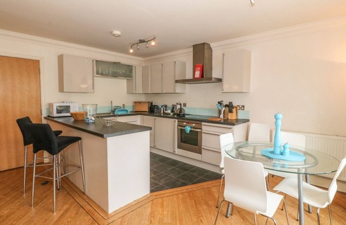 Edern Apartment | TYWOD A MOR, family friendly, country holiday cottage in Morfa Nefyn