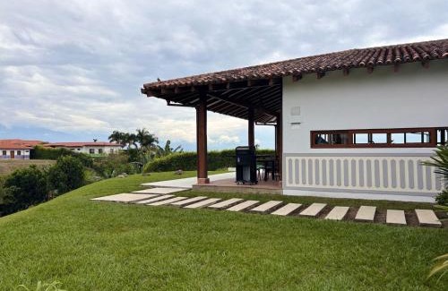 Armenia House | U-GO House Toledo Quindío