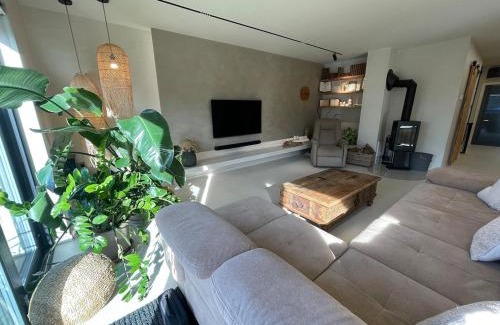 Luzice Villa | U NÁS DOMA v LUŽICÍCH