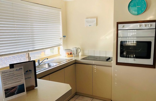 Preston Beach Villa | U2 API Preston Beach Front Apartments